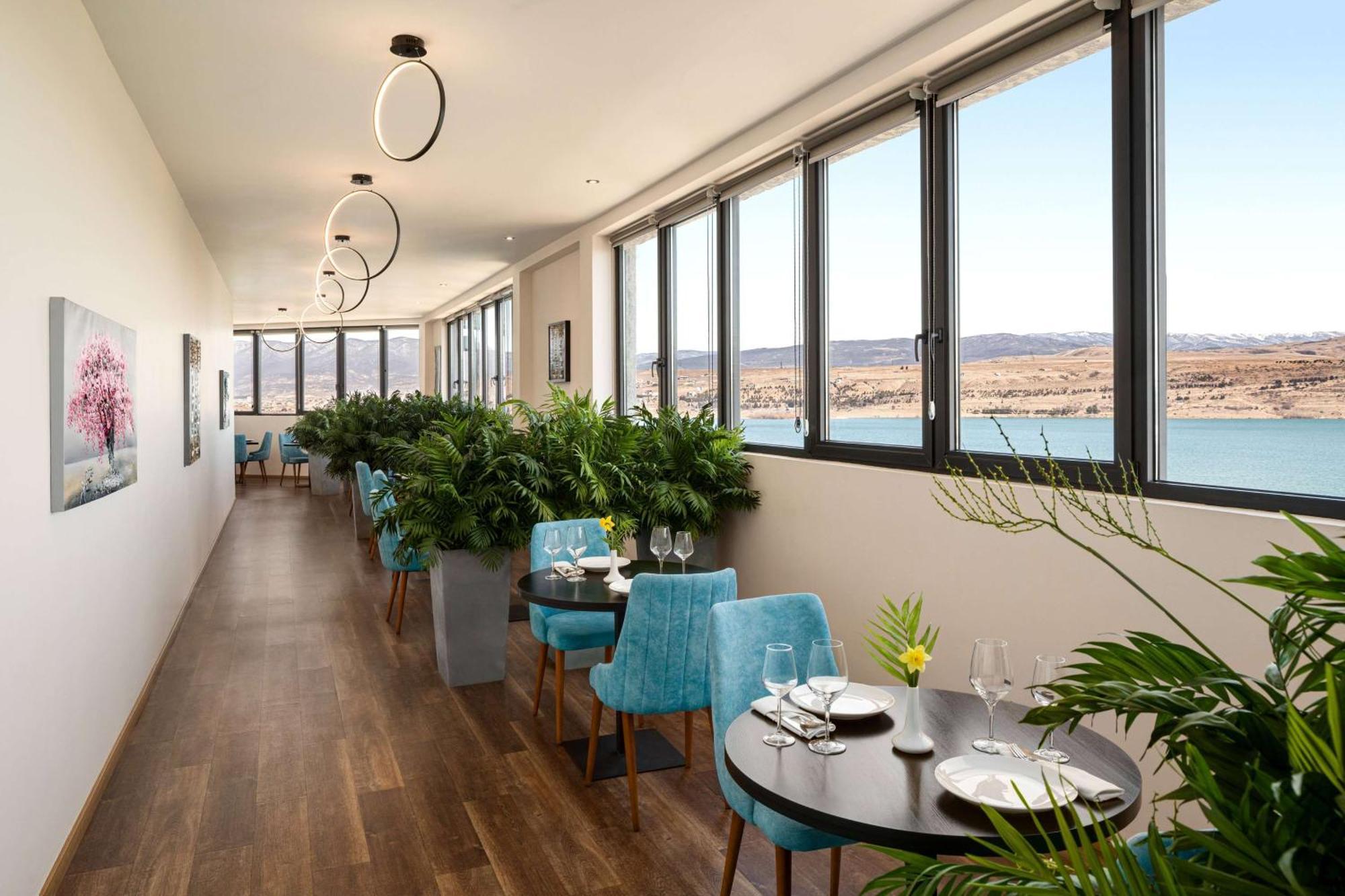 Gino Seaside Tbilisi, Trademark Collection By Wyndham Exterior foto